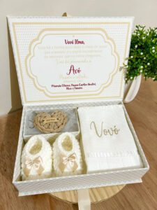 caixa-para-anuncio-gravidez-avo